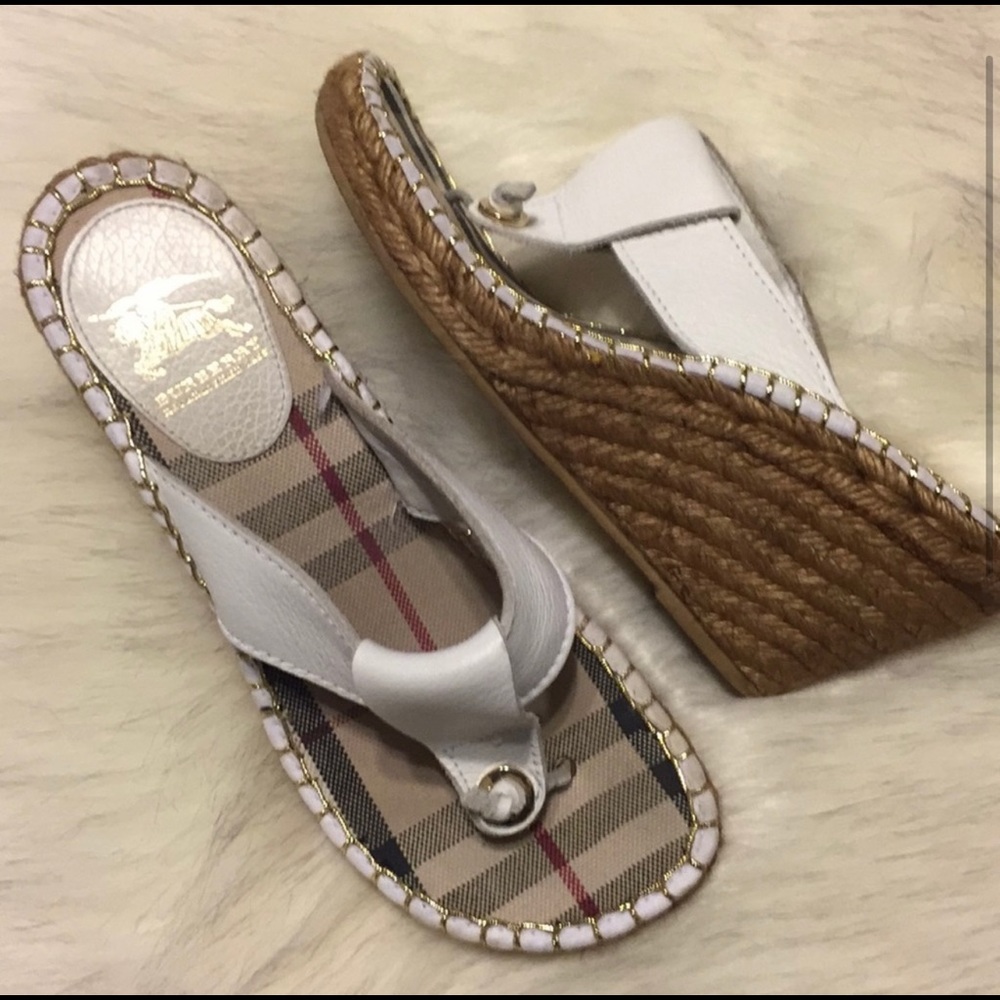 Burberry Summer Sandals White Sz 7